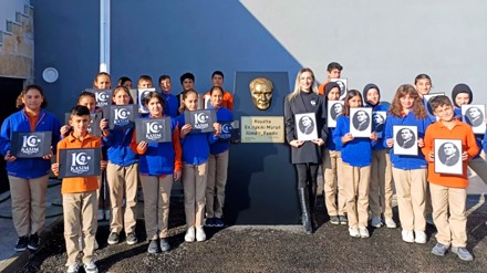 Selçuk Üniversitesi, Çumra’daki okula Atatürk kürsüsü armağan etti